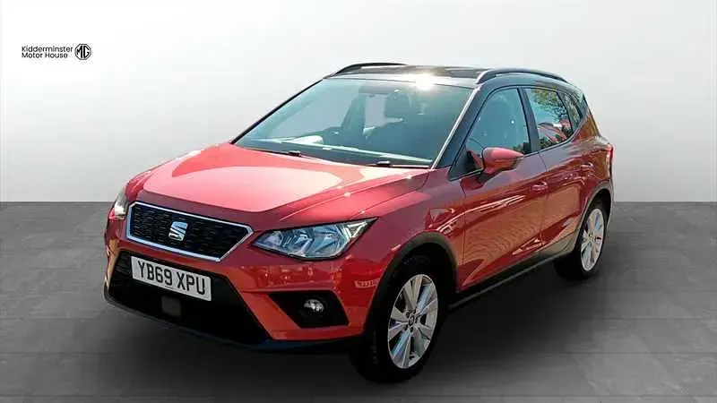Used Seat Arona SE Technology 95 HP (69 kW) 2019 Red SUV