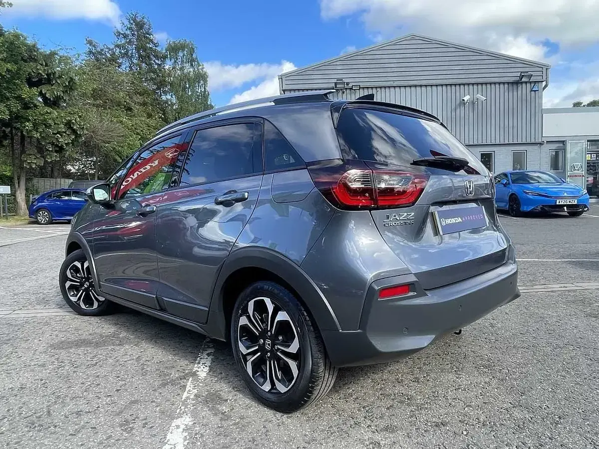 Used Honda Jazz Hybrid 109 HP (80 kW) 2021 Grey Hatchback
