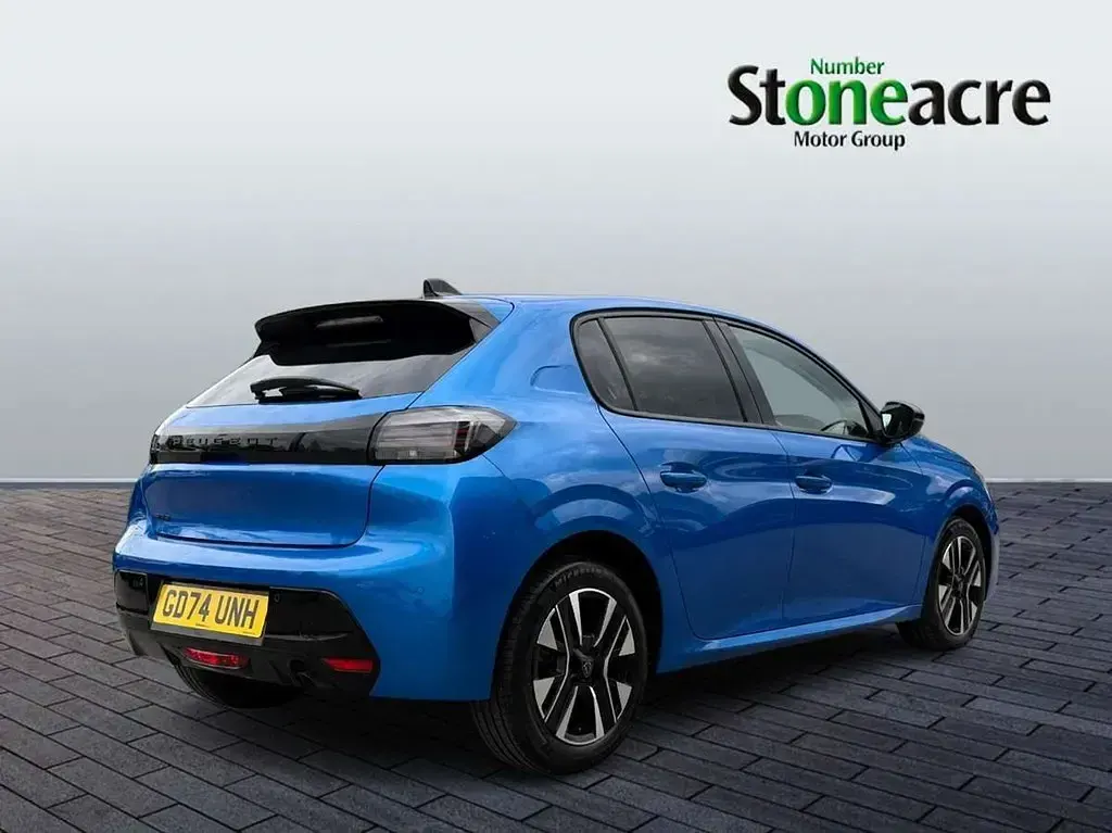Used Peugeot 208 Allure 101 HP (74 kW) 2025 Blue Hatchback