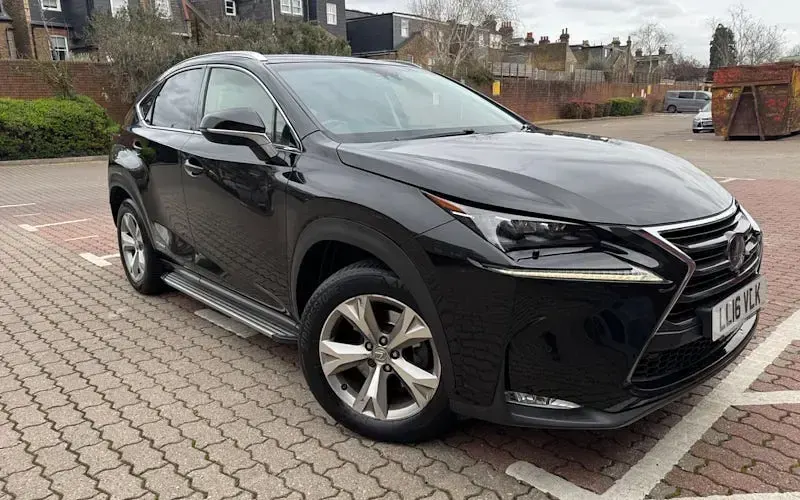 Used Lexus NX300h 197 HP (144 kW) 2016 SUV