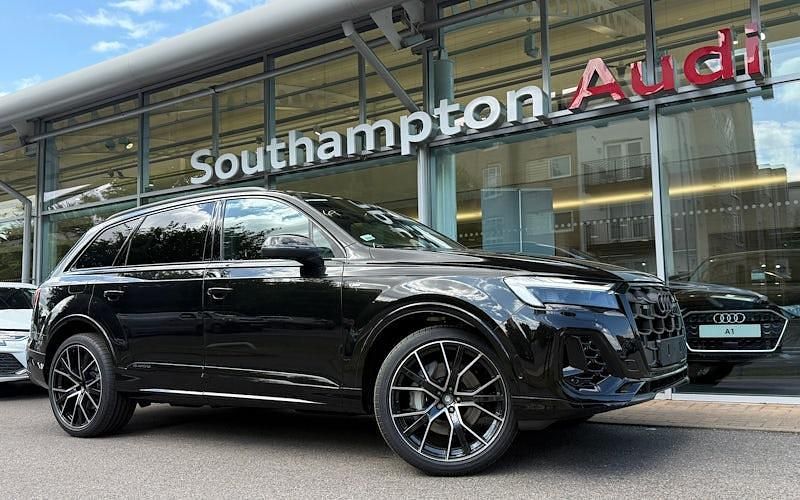 New 2026 Audi Q7 SUV | £79,692 (Fair price) - Image 1/4