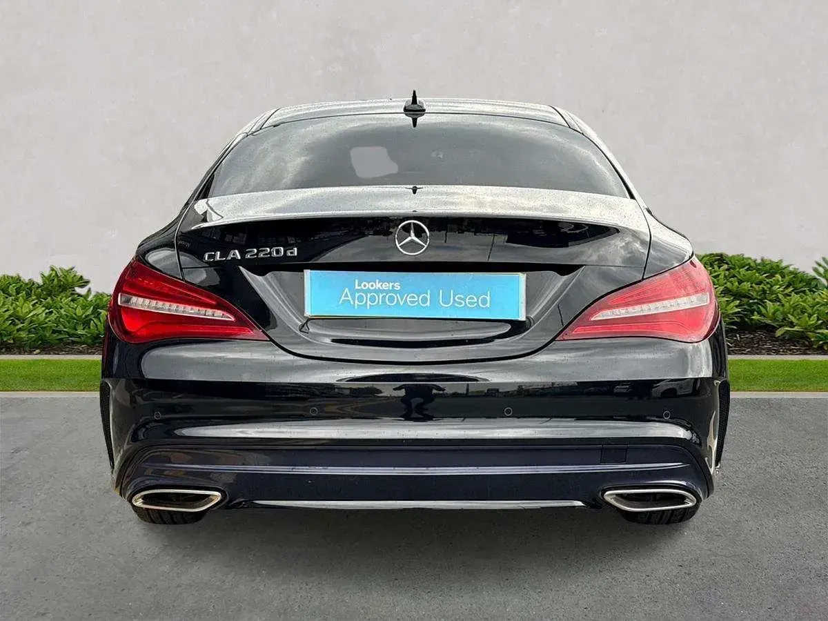 Usado Mercedes CLA220 AMG line 2018 Preto Sedan