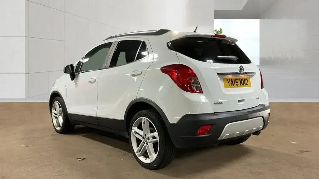 Used Vauxhall Mokka Edition 136 HP (100 kW) 2015 White SUV