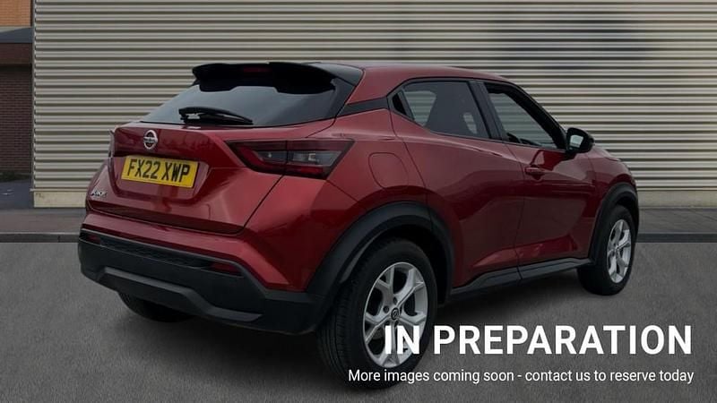 Used Nissan Juke N-Connecta 114 HP (83 kW) 2022 Red SUV