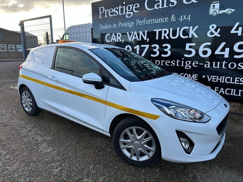 White Used 2019 Ford Fiesta Van | £6,950 (Good price) - Image 1/4