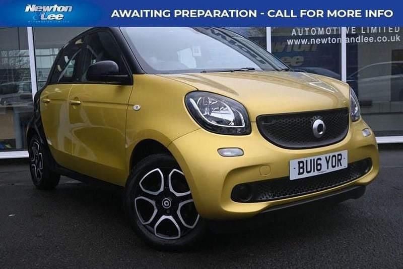 Yellow Used 2016 Smart ForFour Premium Hatchback | £5,000 (Fair price) - Image 1/1