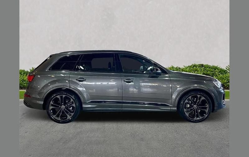 New Audi Q7 Black Edition 228 HP (167 kW) 2025 Other SUV