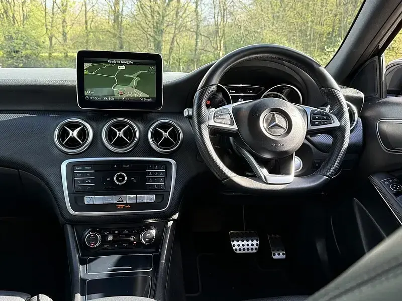 Used Mercedes A200 AMG line 136 HP (100 kW) 2018 Bronze Hatchback