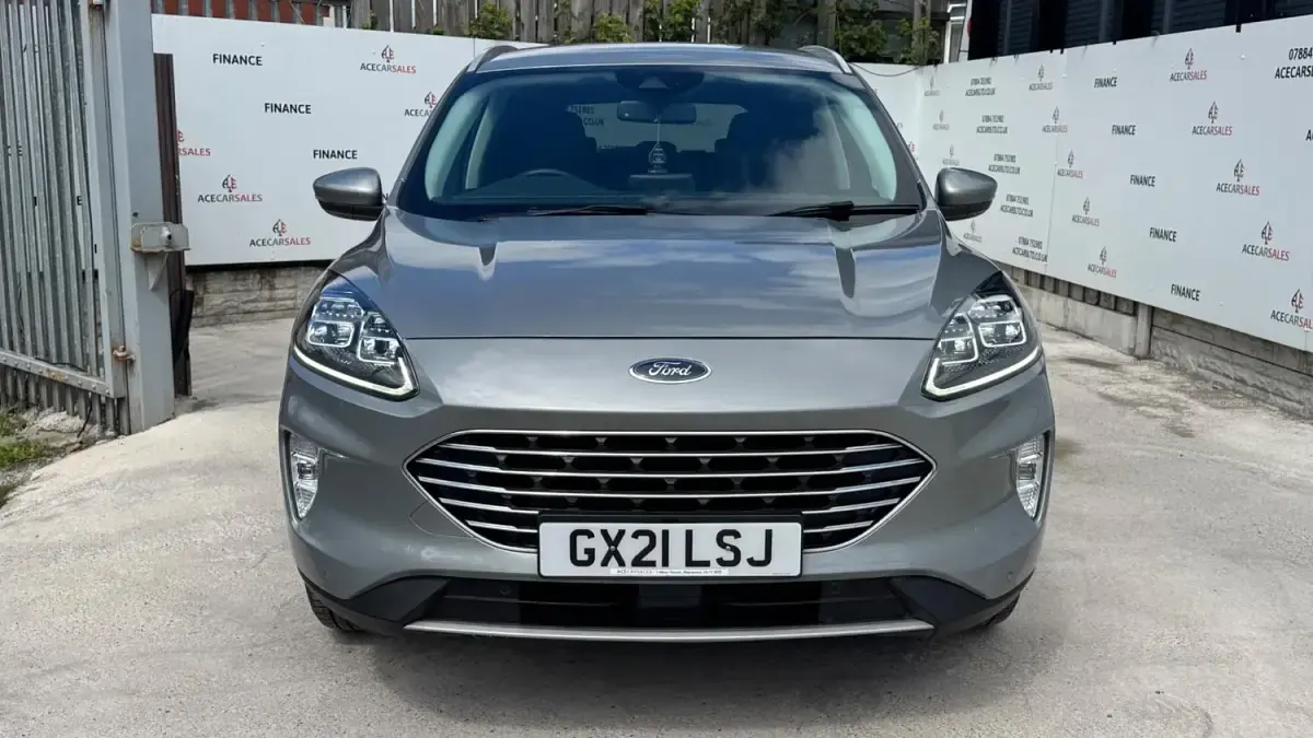 Używany Ford Kuga Titanium 2021 Srebrny SUV