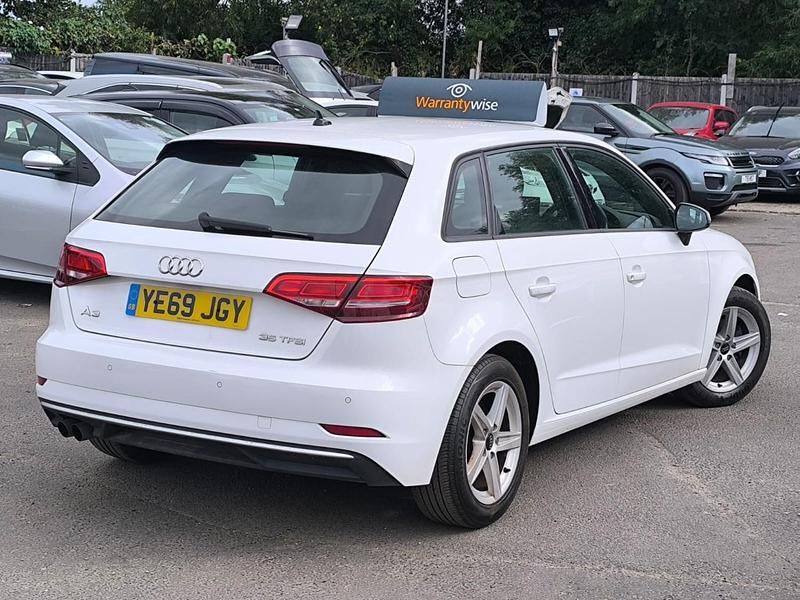 Used Audi A3 150 HP (110 kW) 2019 White Hatchback