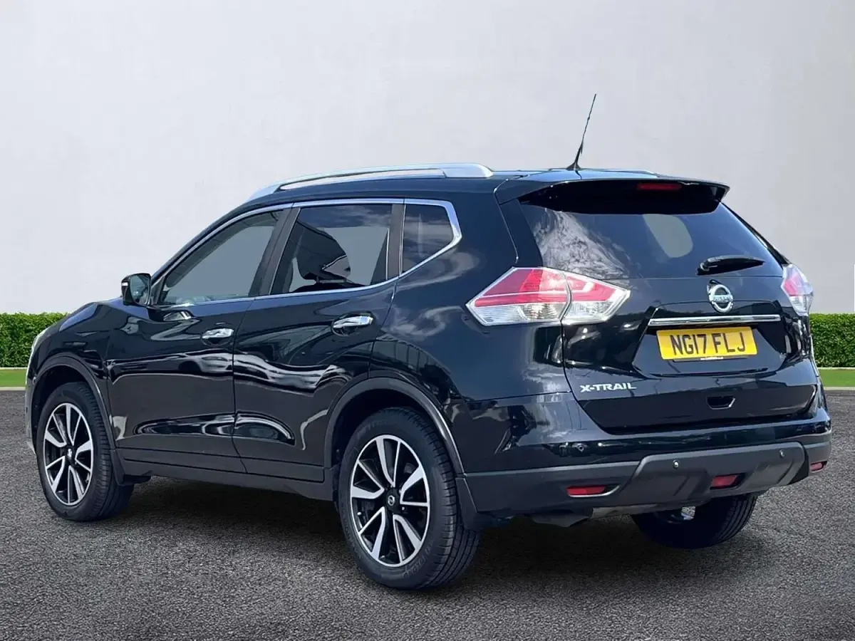 Used Nissan X-Trail Tekna 130 HP (95 kW) 2017 Black SUV