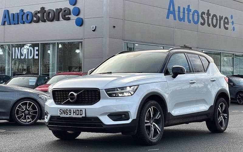 Usado Volvo XC40 R-Design 190 CV (139 kW) 2020 SUV