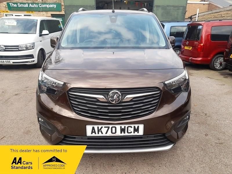 Used Vauxhall Combo Elite 130 HP (95 kW) 2020 Brown MPV