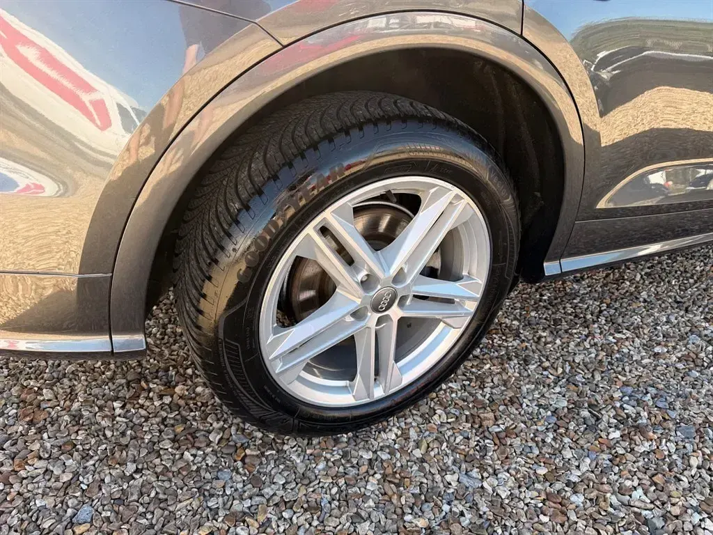 Second-hand Audi Q5 S-Line 286 CP (210 kW) 2018 Gri SUV