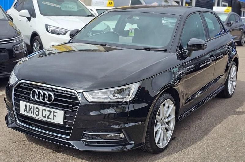 Begagnad Audi A1 S-Line 2018 Svart Halvkombi