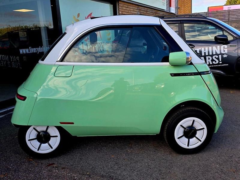 New Micro Microlino 11 kW (15 HP) 2025 Green/white Hatchback
