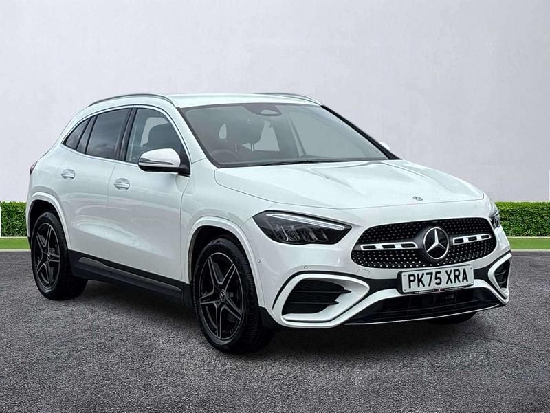 New Mercedes GLA200 Executive 2025 White SUV