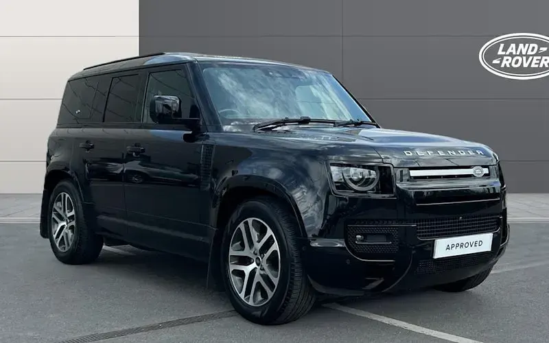 Used Land Rover Defender 249 HP (183 kW) 2022 SUV