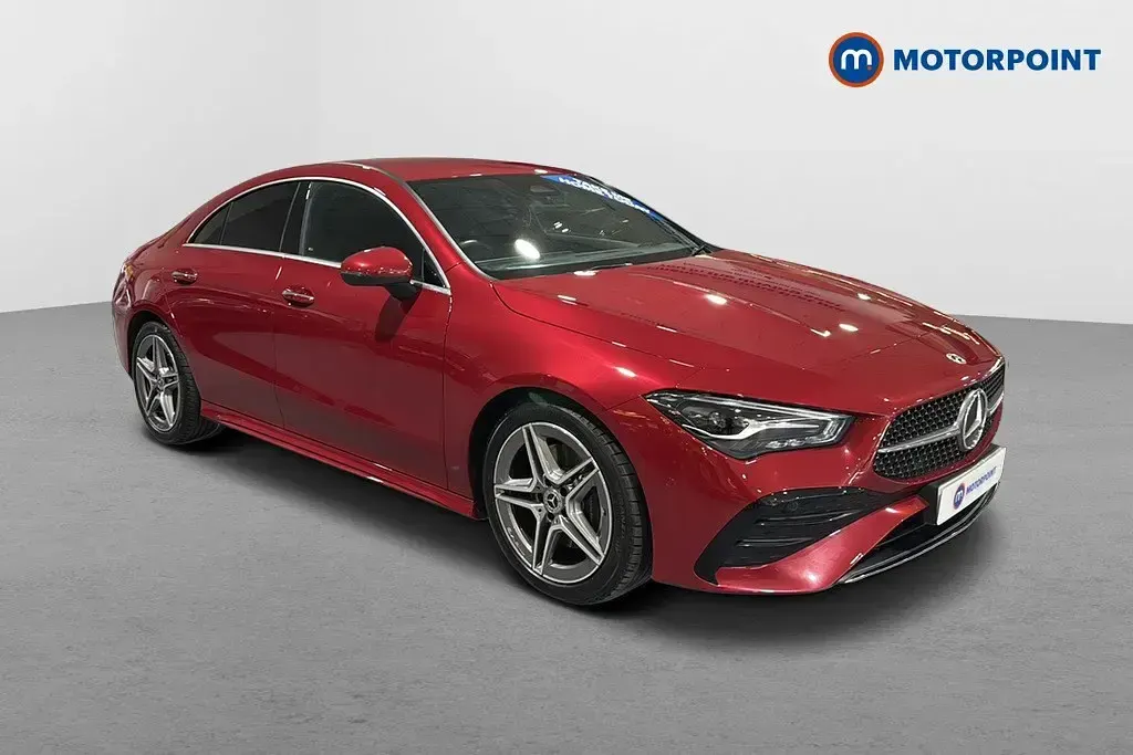 Begagnad Mercedes CLA200 Executive 163 HK (119 kW) 2024 Sportkupé