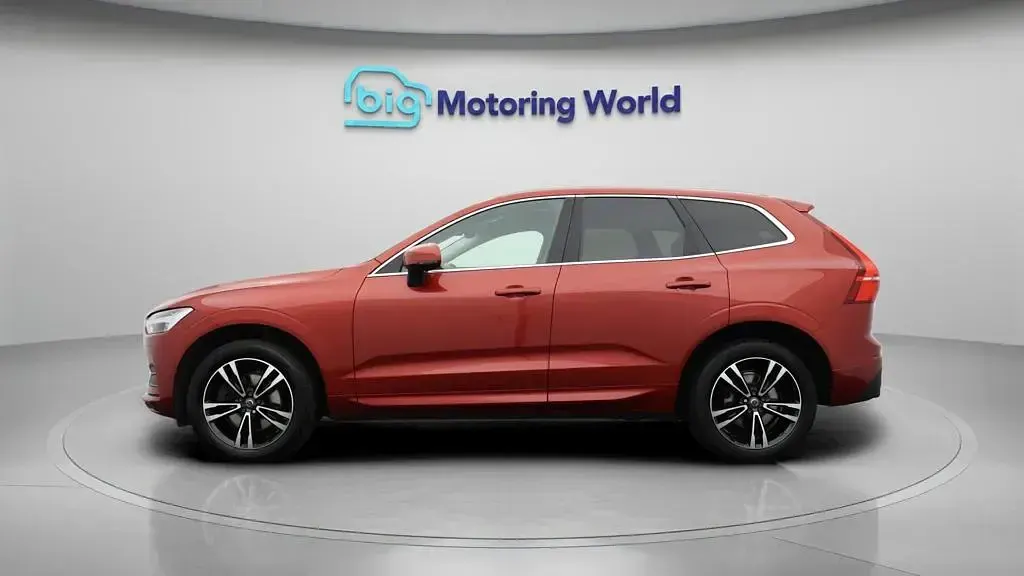 Used Volvo XC60 Dynamic 190 HP (139 kW) 2019 Red SUV