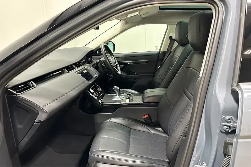 Used Land Rover Range Rover evoque SE Dynamic 2023 Grey SUV