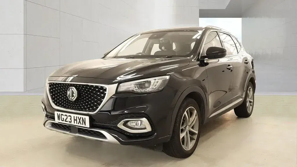 Used MG HS 162 HP (119 kW) 2023 Black SUV