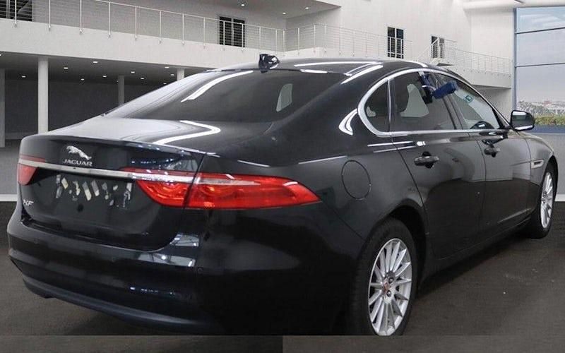 Used Jaguar XF Prestige 163 HP (119 kW) 2020 Sedan