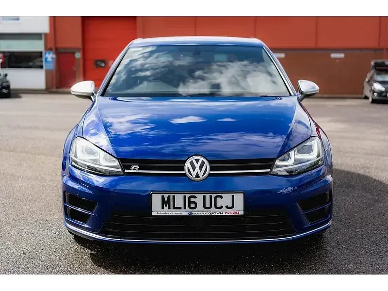 Begagnad VW Golf VII R 296 HK (217 kW) 2016 Blå Halvkombi