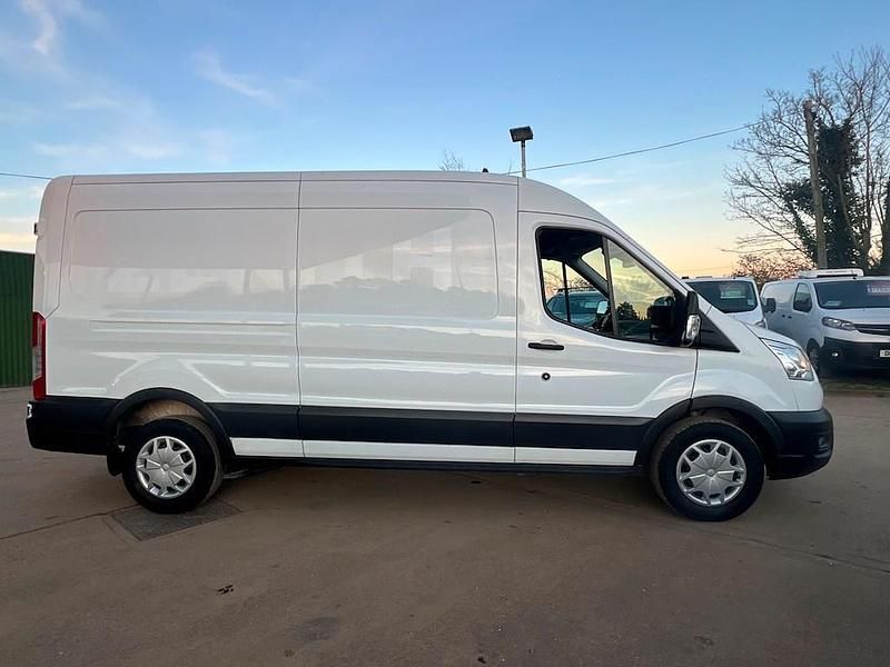 Used Ford Transit Trend 130 HP (95 kW) 2022 White Van