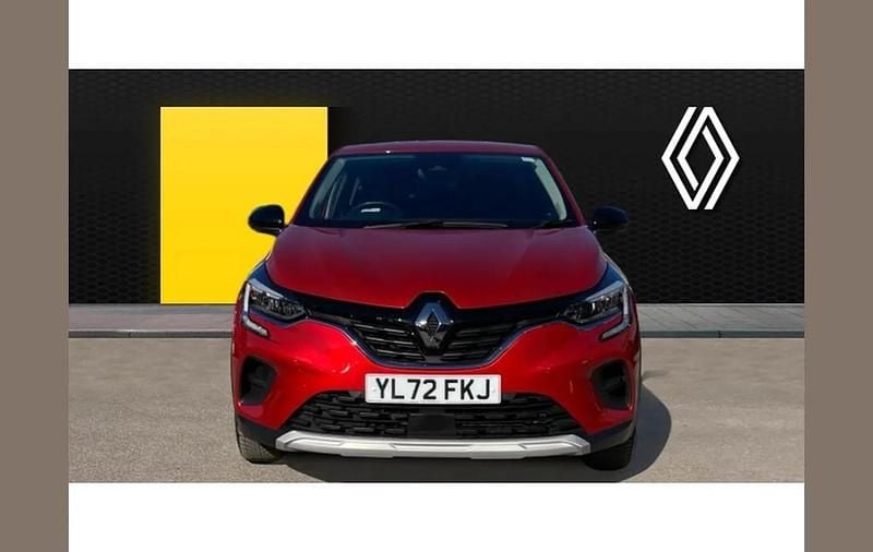 Used Renault Captur Evolution 143 HP (105 kW) 2023 Red SUV