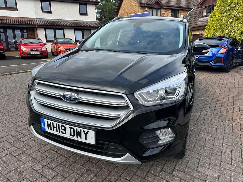 Used Ford Kuga Titanium 150 HP (110 kW) 2019 Black SUV