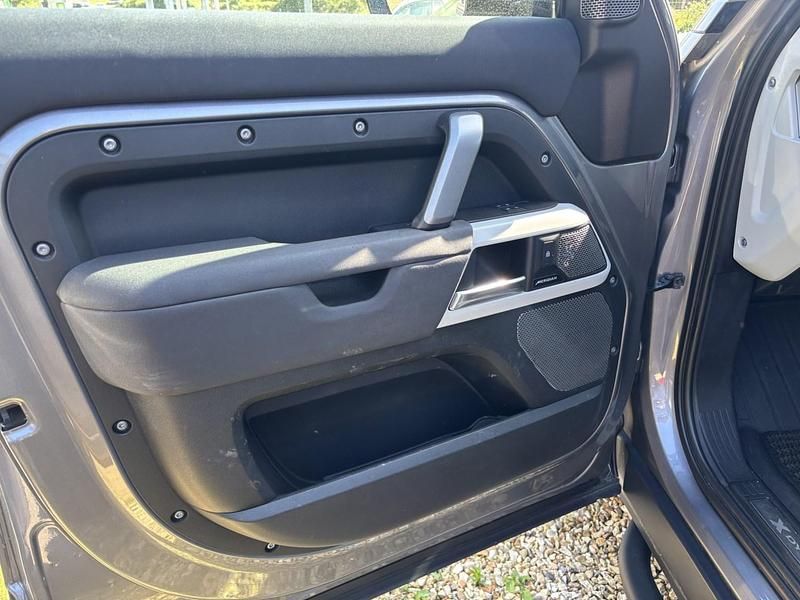 Used Land Rover Defender SE Dynamic 2022 Grey SUV