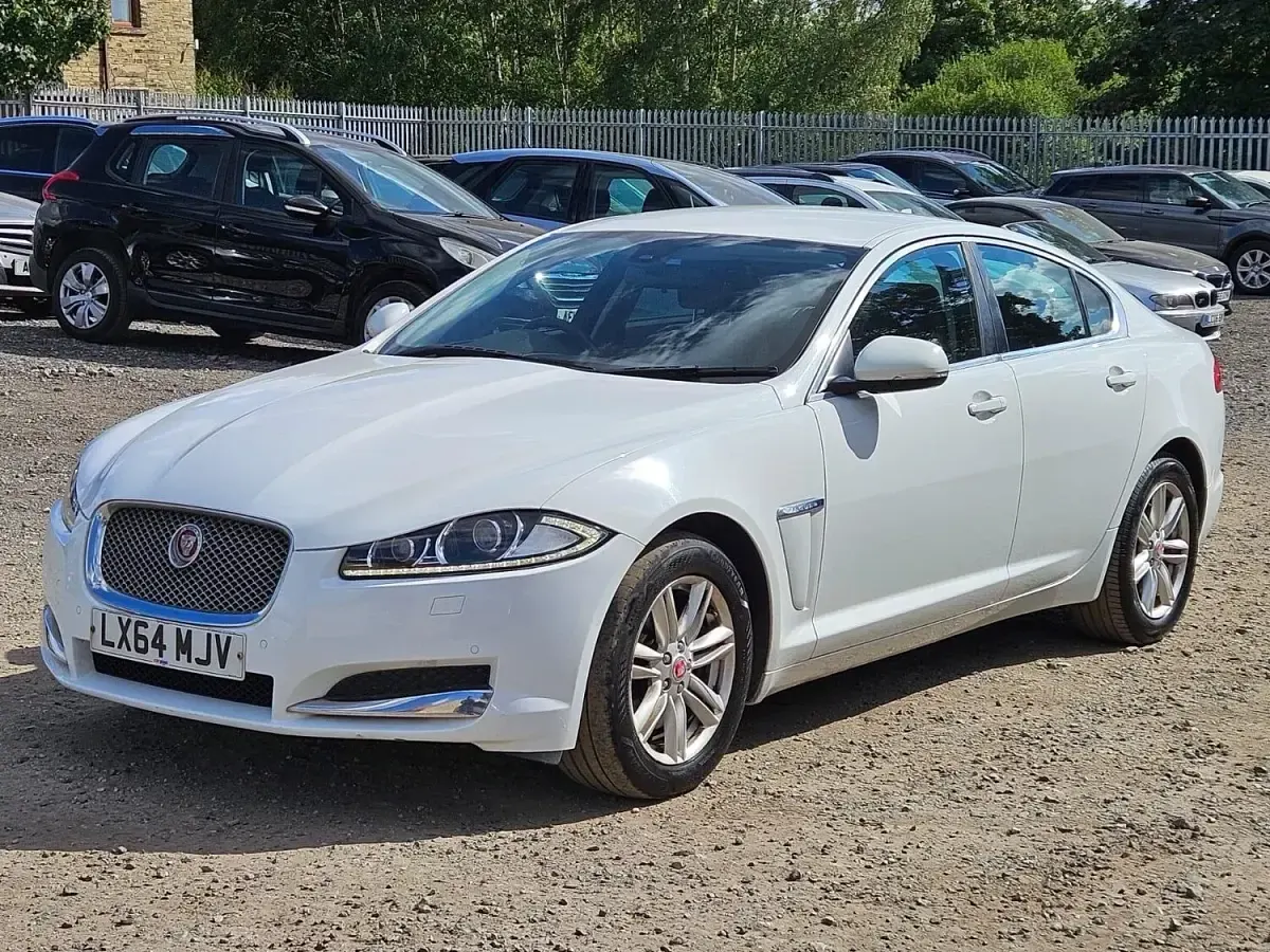Used Jaguar XF Luxury 2014 White Sedan