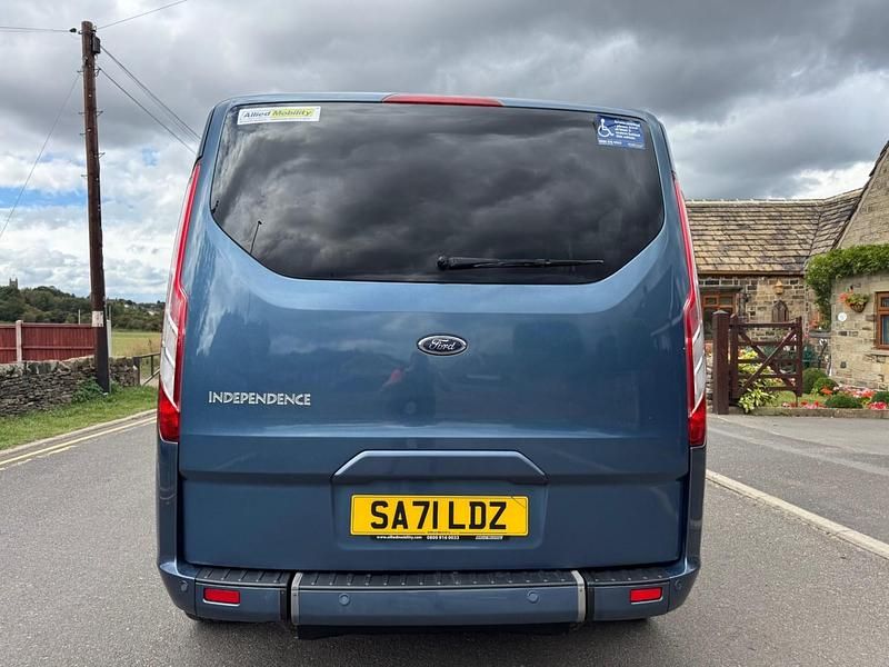 Used Ford Tourneo Custom Titanium 2021 Blue Van