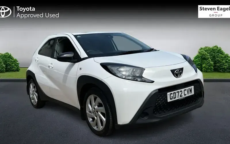Used Toyota Aygo X PURE 72 HP (52 kW) 2025 SUV