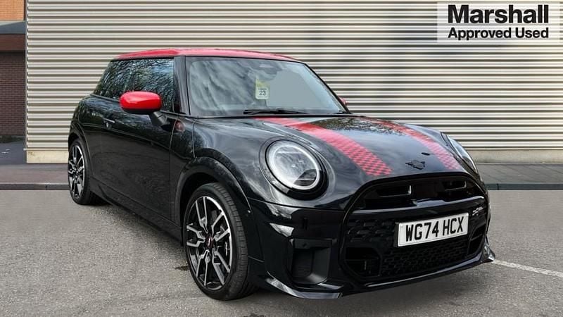 Used Mini Cooper Sport 156 HP (114 kW) 2024 Black Hatchback