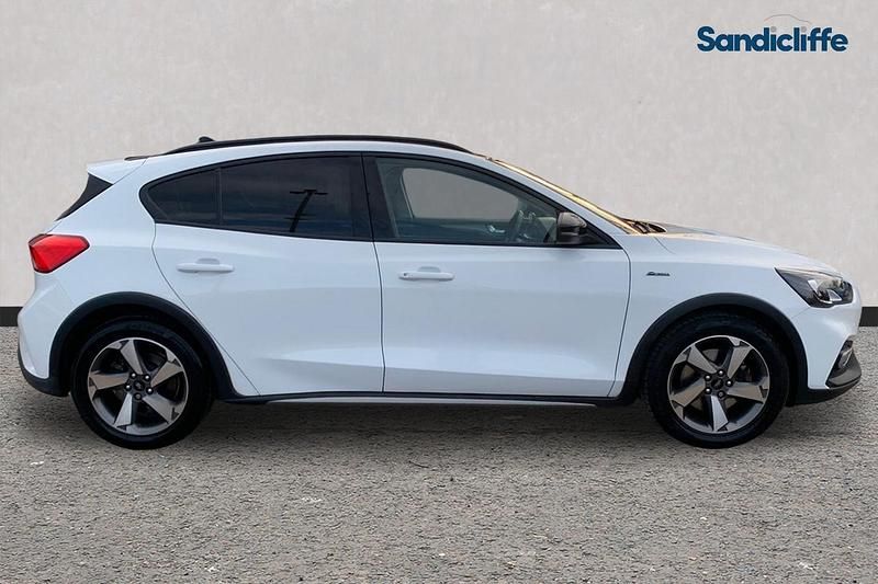 Used Ford Focus Active 150 HP (110 kW) 2019 White Hatchback