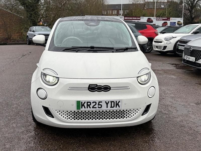 Used Fiat 500e La Prima 86 kW (118 HP) 2025 White Hatchback