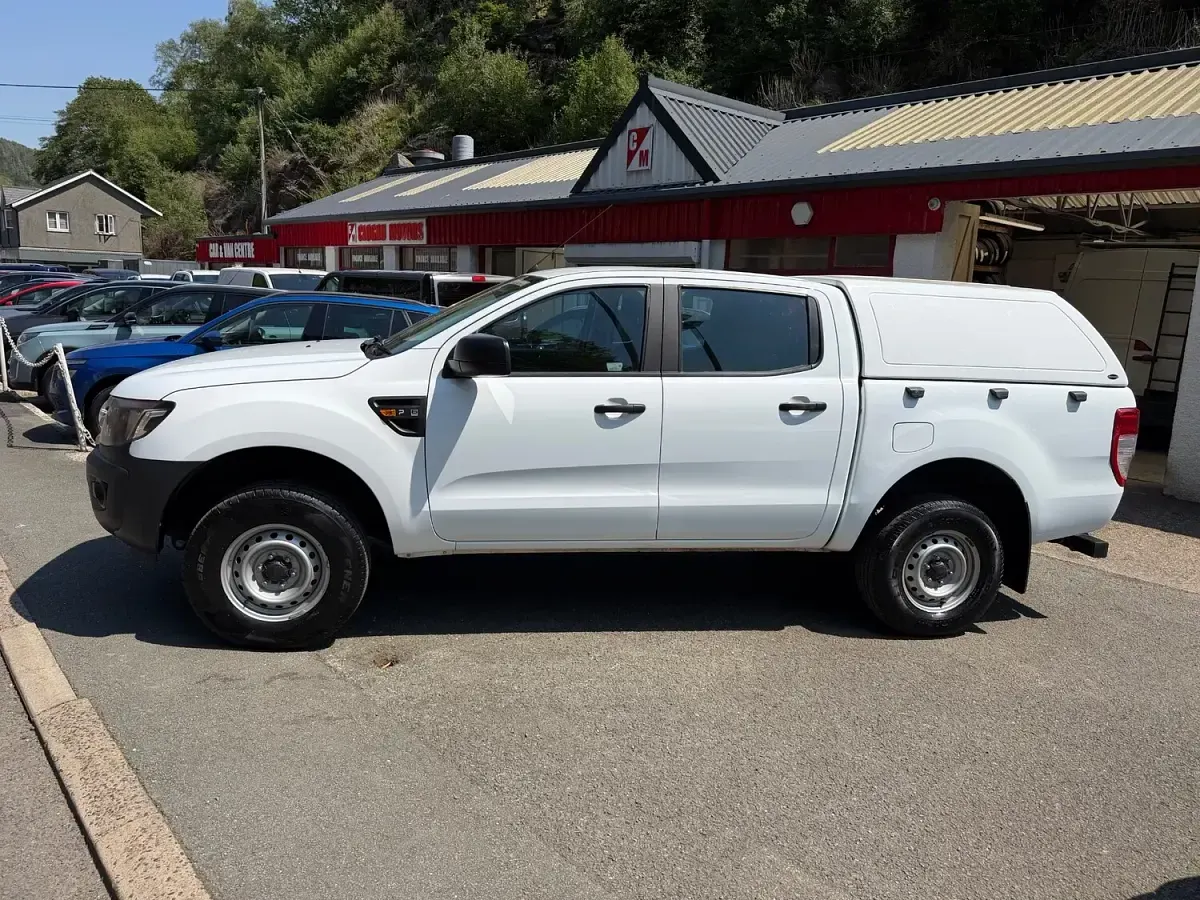 Used Ford Ranger XL 150 HP (110 kW) 2015 White Pickup