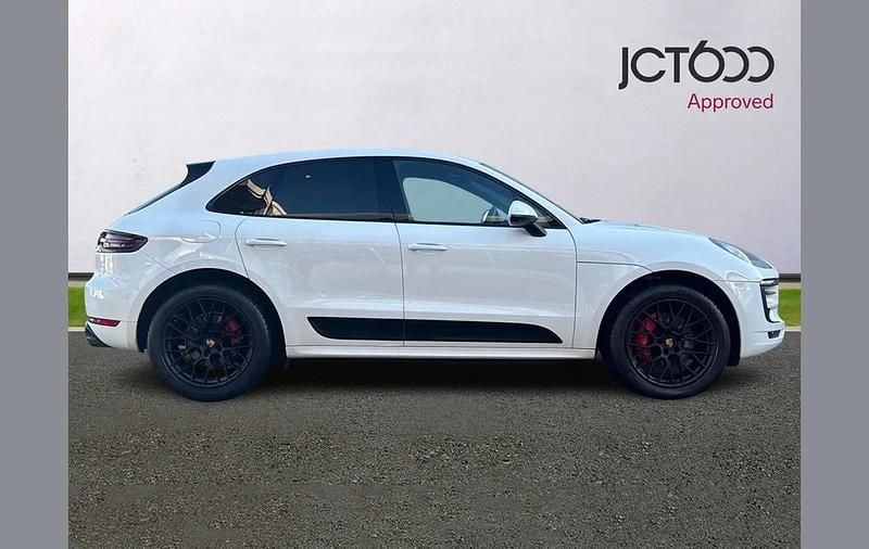 Used Porsche Macan GTS 355 HP (261 kW) 2018 White SUV