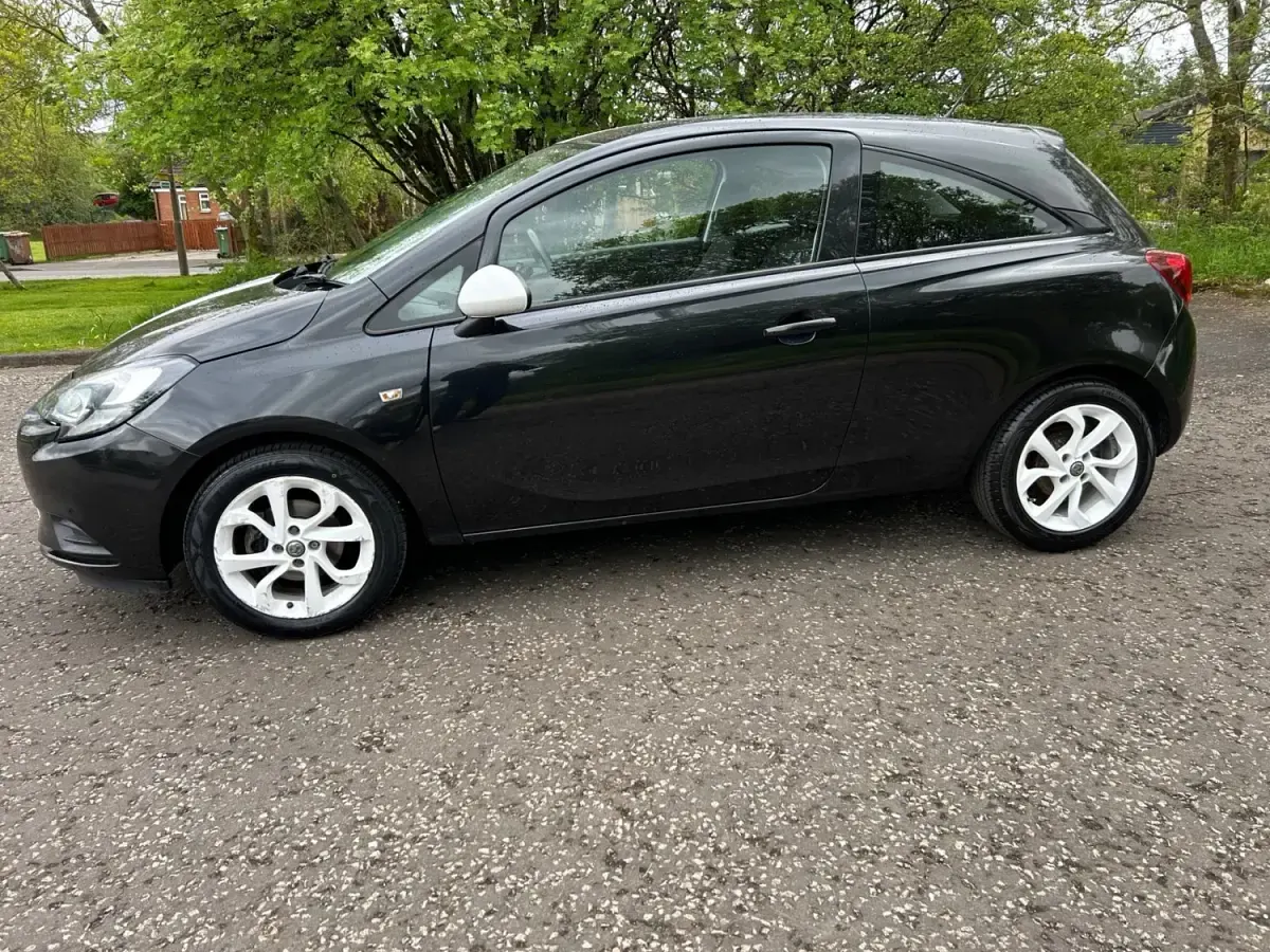 Usado Vauxhall Corsa 2015 Preto Citadino