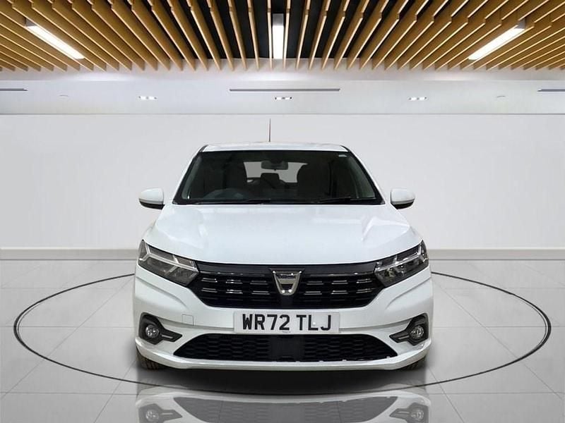 Used Dacia Sandero Comfort 90 HP (66 kW) 2022 White Hatchback