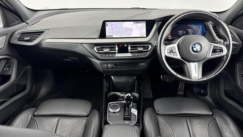 Used BMW 118 M Sport 136 HP (100 kW) 2023 White Hatchback