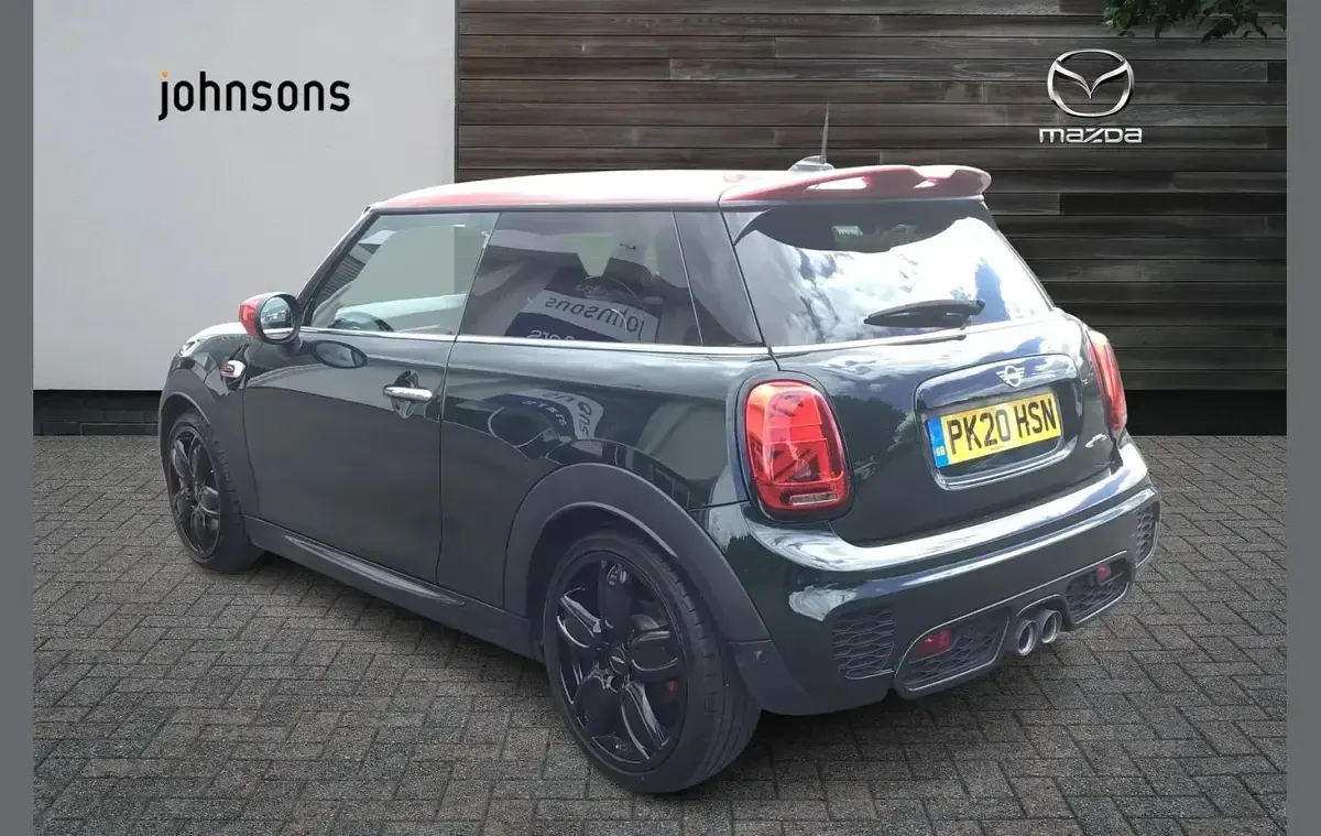 Used Mini John Cooper Works 228 HP (167 kW) 2020 Green Hatchback