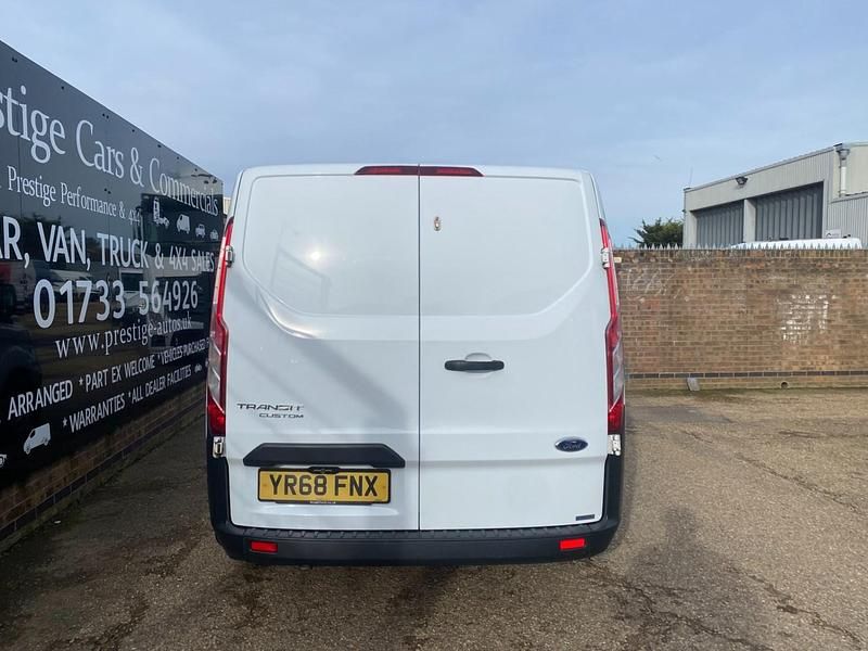 Usado Ford Transit Custom 105 HP (77 kW) 2018 Branco Van