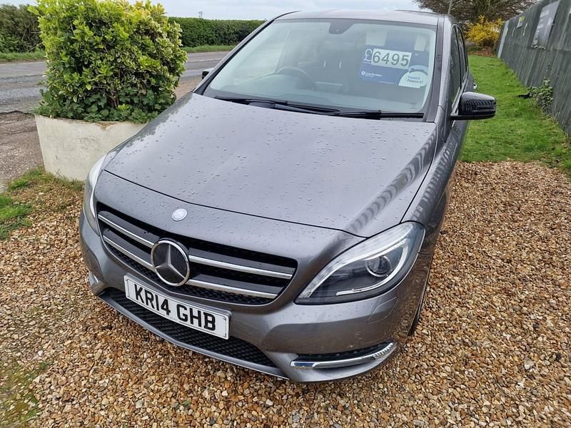 Used Mercedes B180 2014 Grey MPV