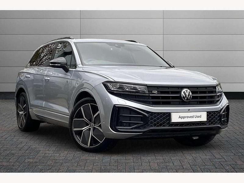 Silver Used 2025 VW Touareg Black Edition SUV | £51,995 (Fair price) - Image 1/3