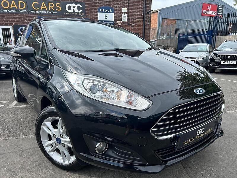 Black Used 2014 Ford Fiesta Zetec Hatchback | £3,995 (Fair price) - Image 1/4