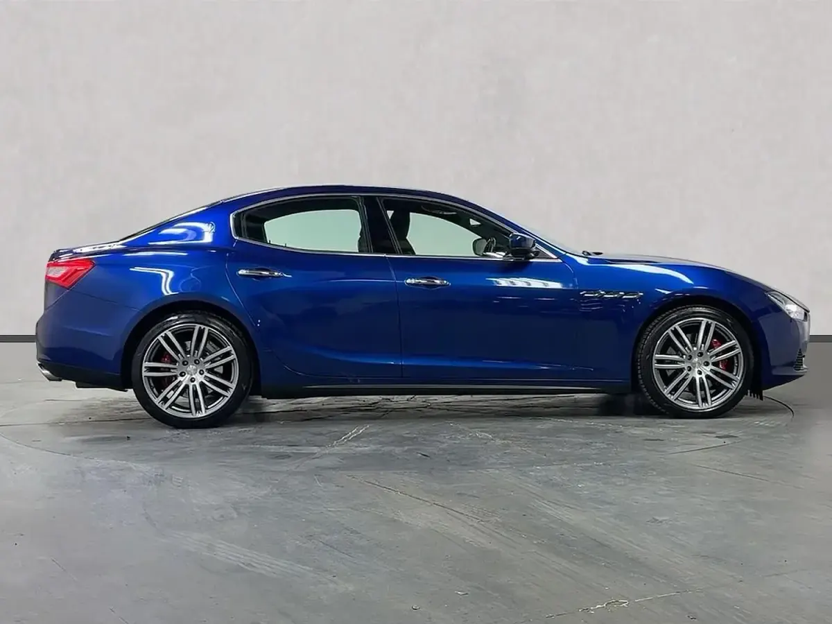 Used Maserati Ghibli 2018 Blue Sedan