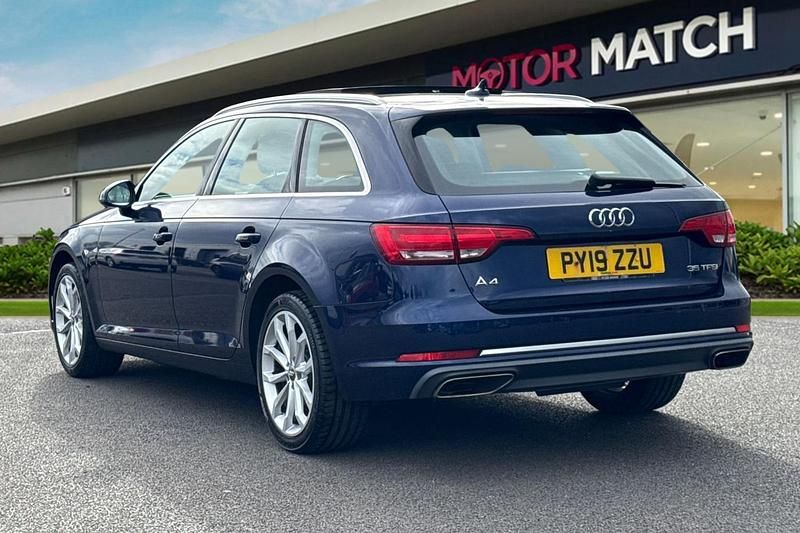 Used Audi A4 Sport 2019 Blue Estate